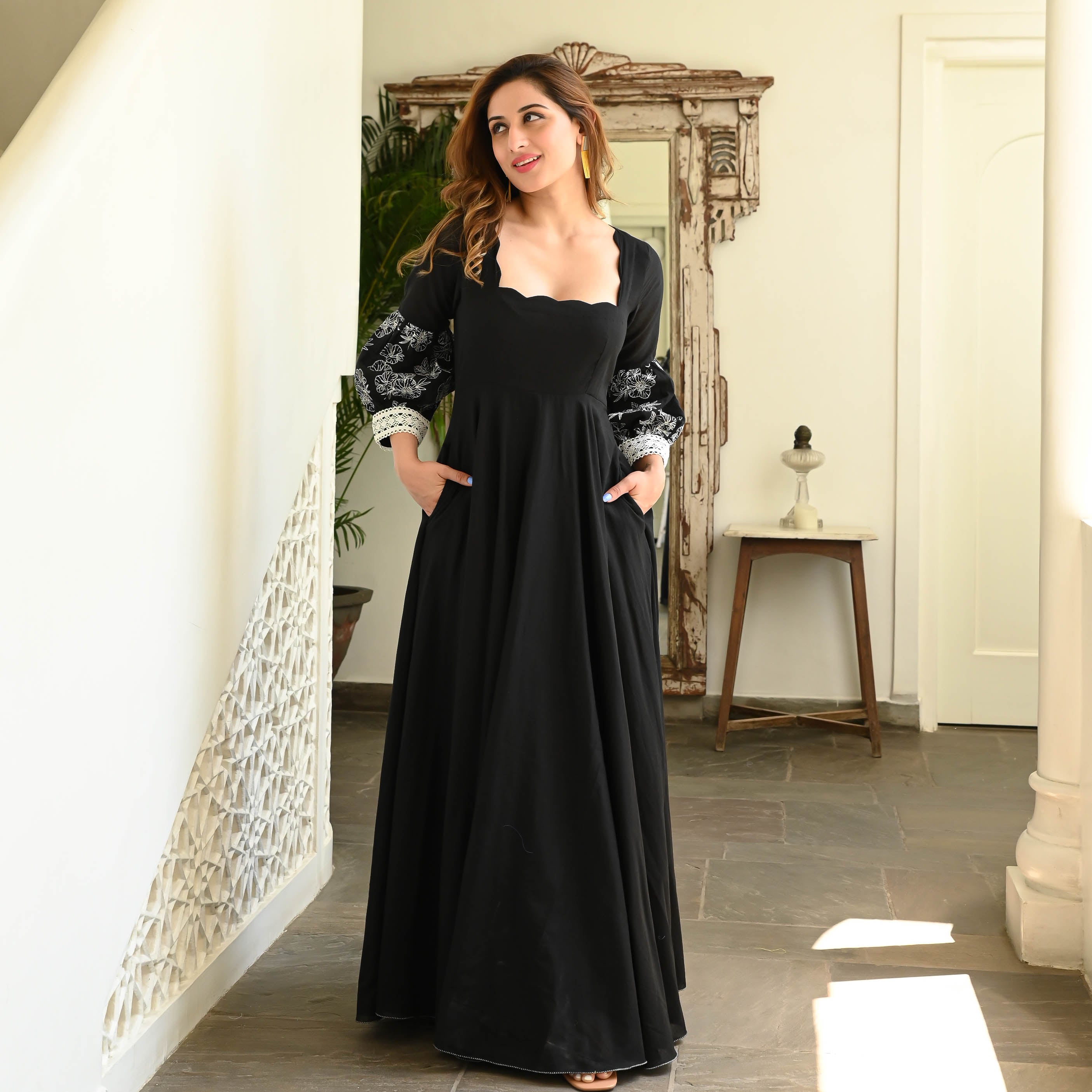 Bunaai BLACK IRISH EMBROIDERED COTTON DRESS Bunaai BLACK IRISH EMBROIDERED COTTON DRESS