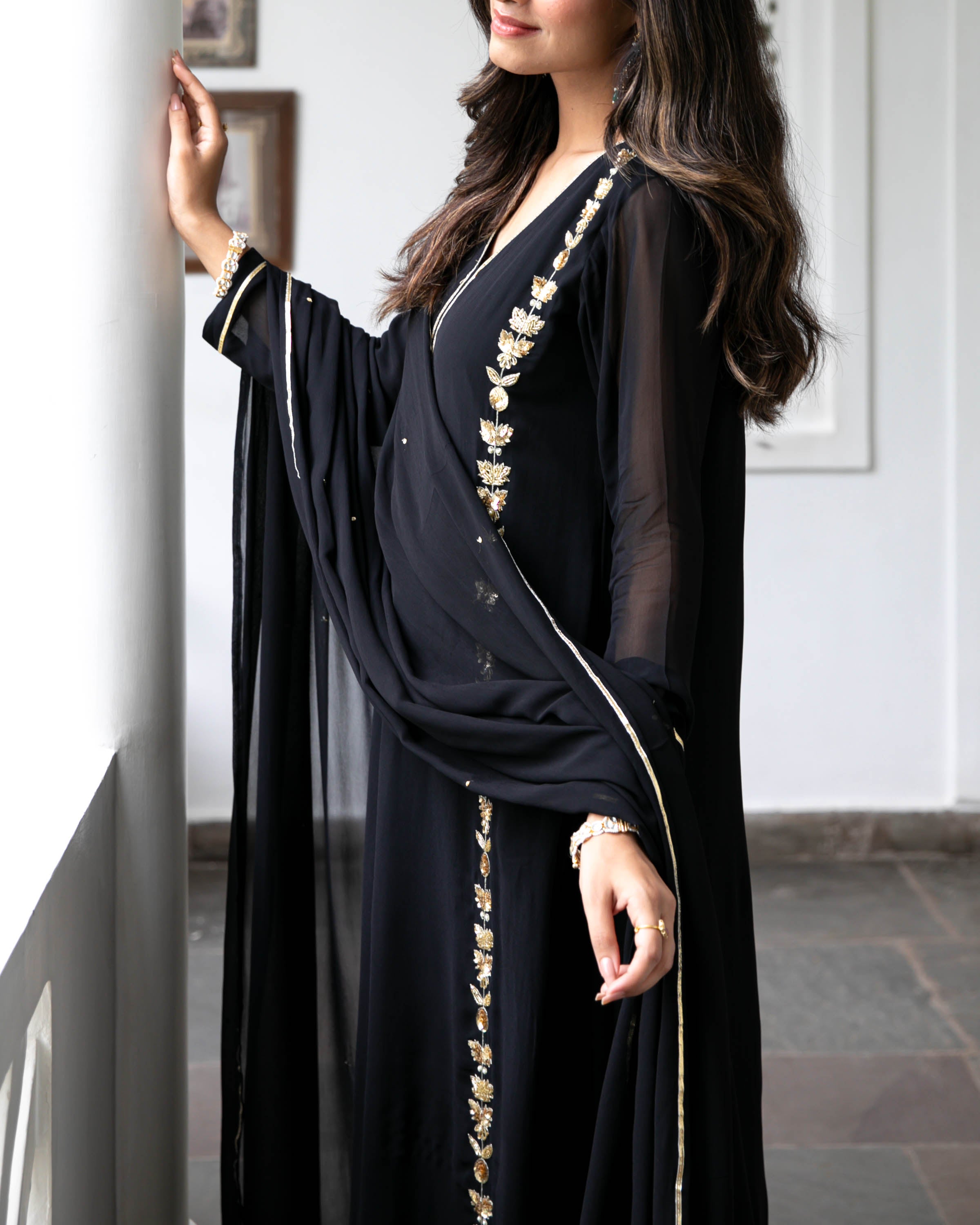 Black Hand Embroidered Suit Set | Timeless Ethnic Grace