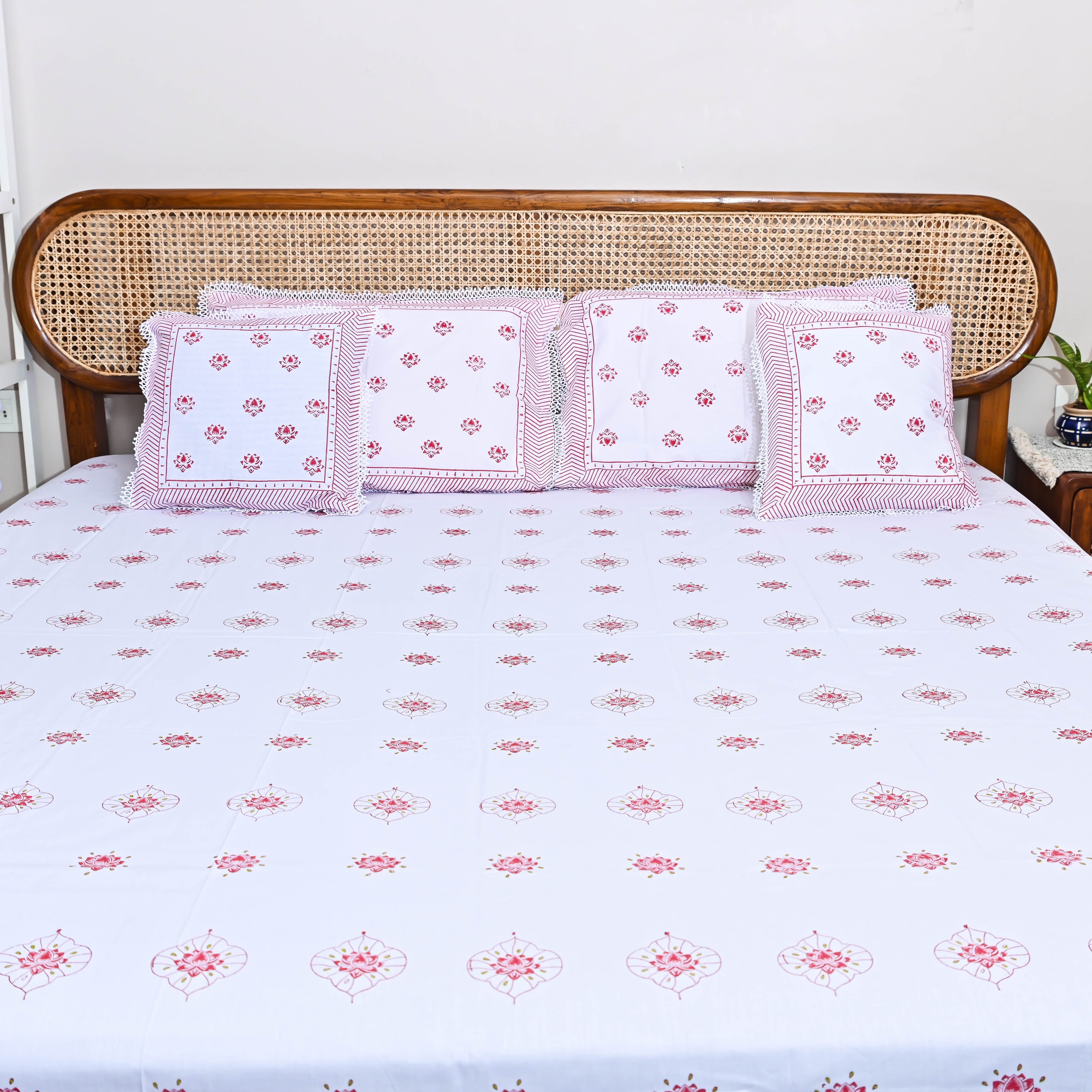 Superline Floral Handblock Printed Cotton Bedsheet Online