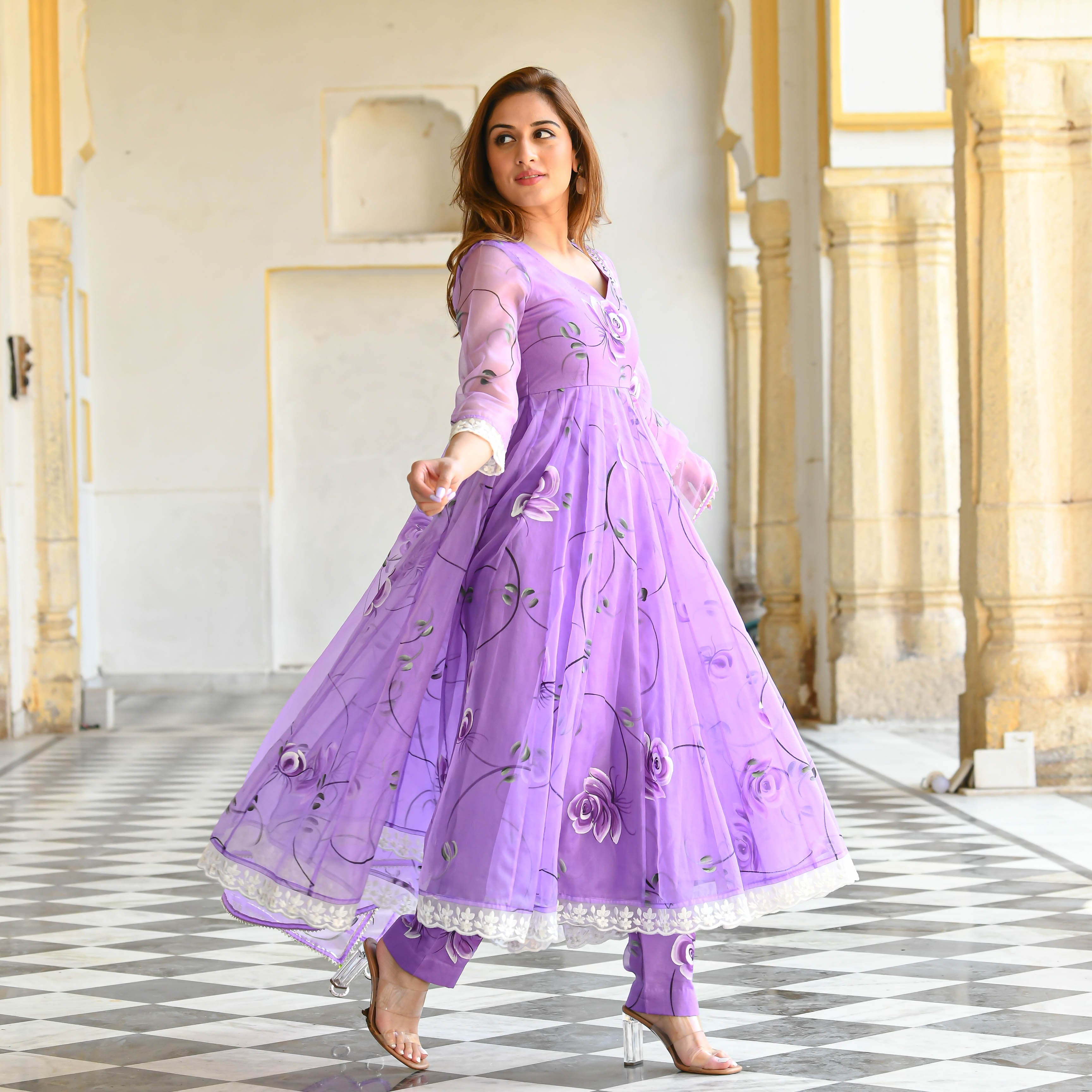 Lavender handpainted suit set for women online 